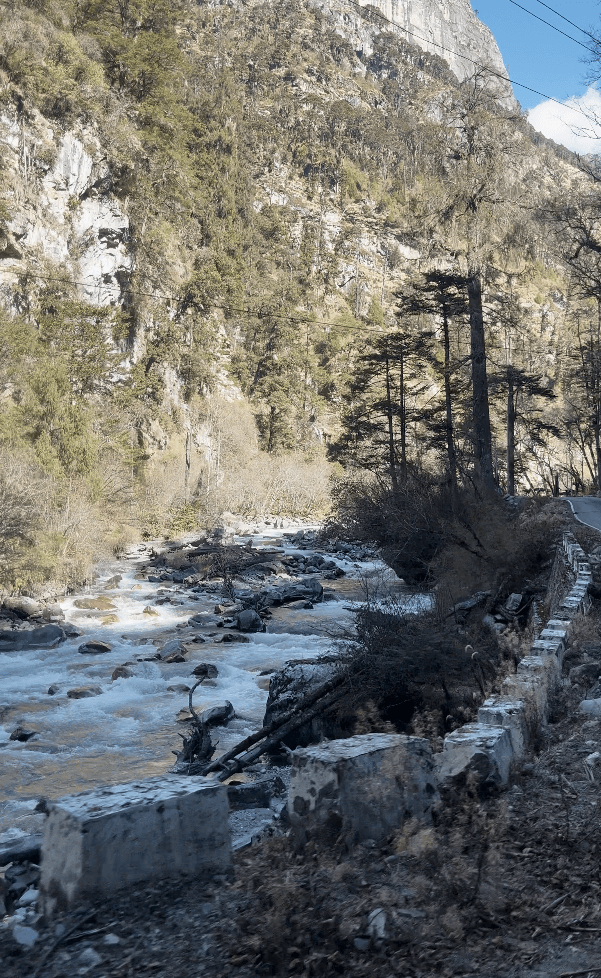 Road to Mago chuna Valley 2